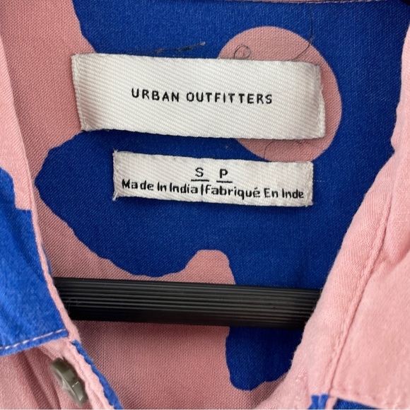 Urban Outfitters Floral Hawaiian 100% Viscose Button Down Short Sleeve Men's S - Picture 8 of 11